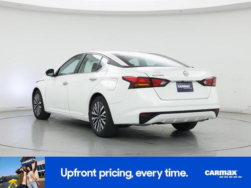 White 2025 Nissan Altima SV