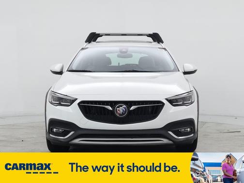 2019 Buick Regal TourX Essence