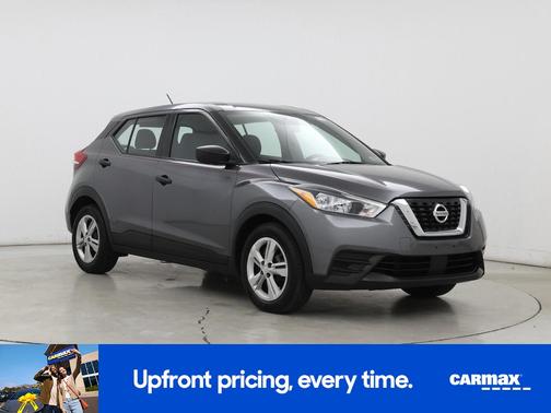 Gray 2020 Nissan Kicks S