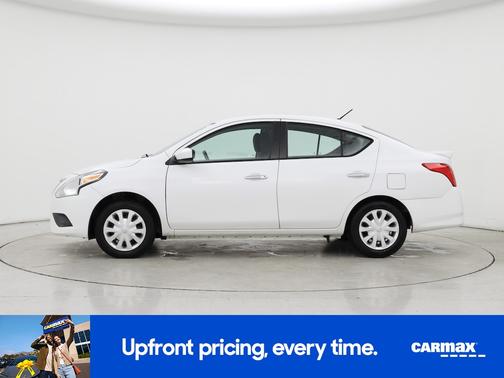White 2017 Nissan Versa SV