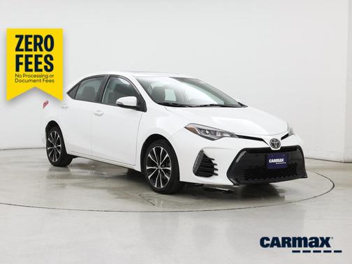 White 2017 Toyota Corolla SE