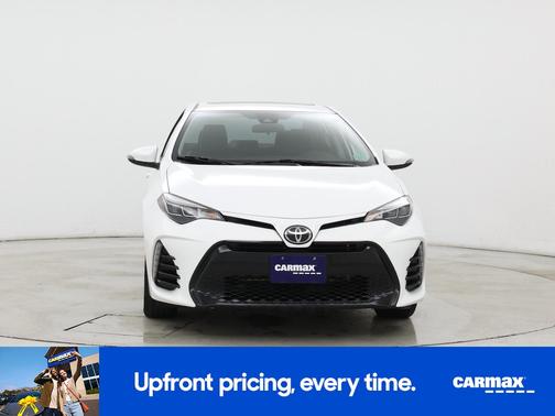 White 2017 Toyota Corolla SE