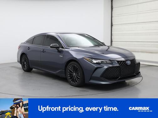 2019 Toyota Avalon Hybrid XSE