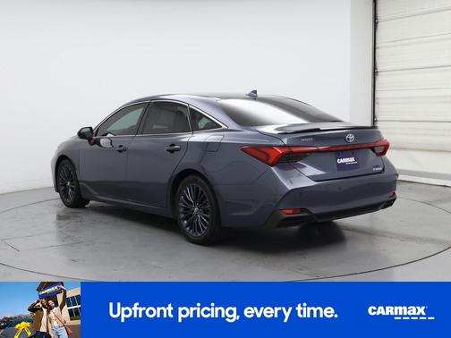 2019 Toyota Avalon Hybrid XSE