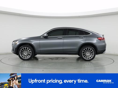 Gray 2022 Mercedes-Benz GLC 300