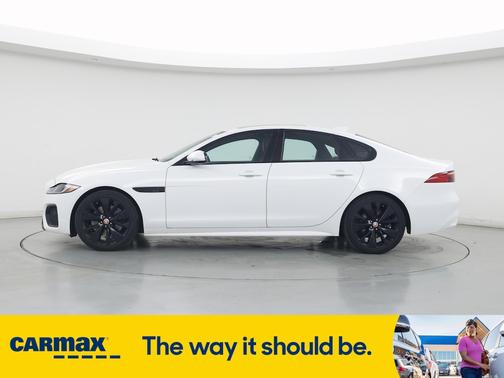 2022 Jaguar XF R-Dynamic SE