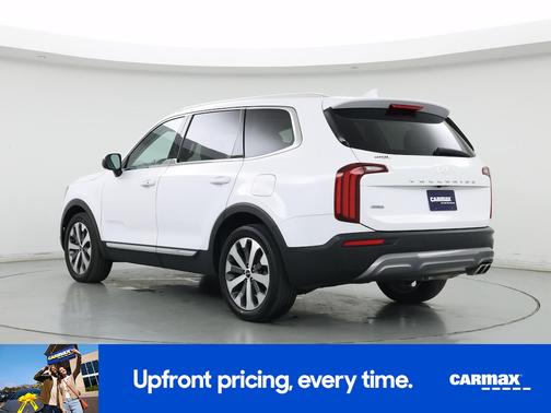 White 2022 Kia Telluride EX