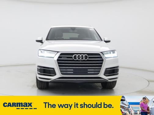 2019 Audi Q7 Premium Plus