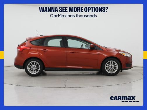 Orange 2018 Ford Focus SE