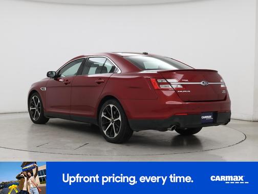Red 2016 Ford Taurus SEL