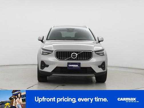 Gray 2024 Volvo XC40 B5 Plus Bright Theme