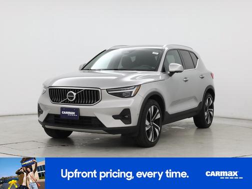 Gray 2024 Volvo XC40 B5 Plus Bright Theme