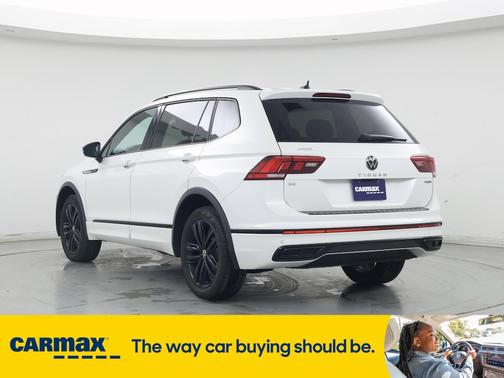 2022 Volkswagen Tiguan SE R-Line Black