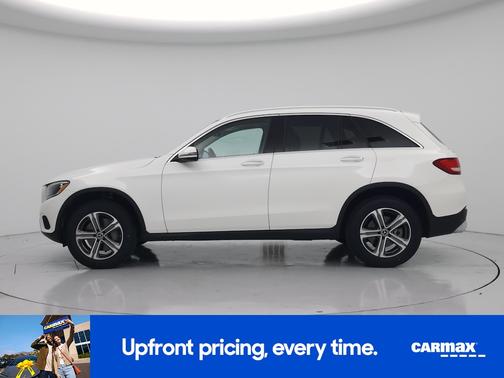 White 2018 Mercedes-Benz GLC 300