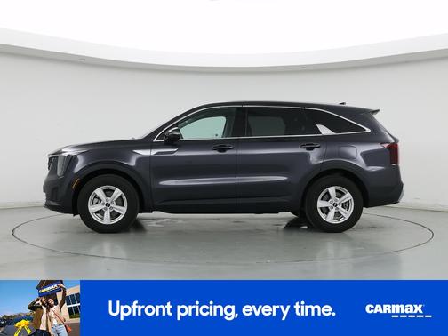 Black 2025 Kia Sorento LX