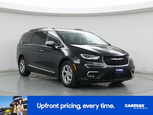 Black 2023 Chrysler Pacifica Limited