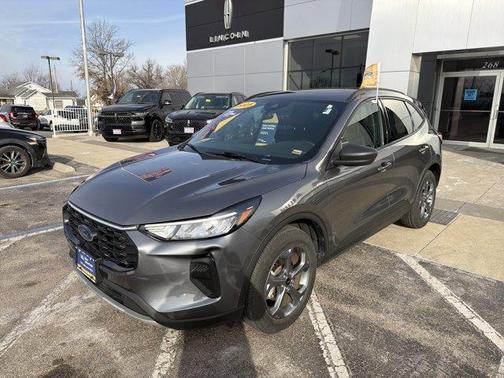 2025 Ford Escape ST-Line