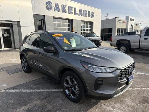 2025 Ford Escape ST-Line