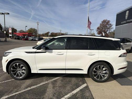 2025 Lincoln Aviator Premiere