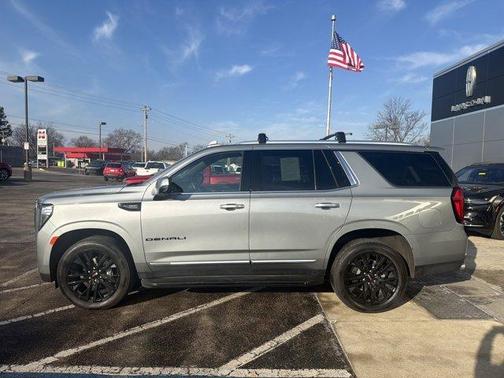 2023 GMC Yukon Denali