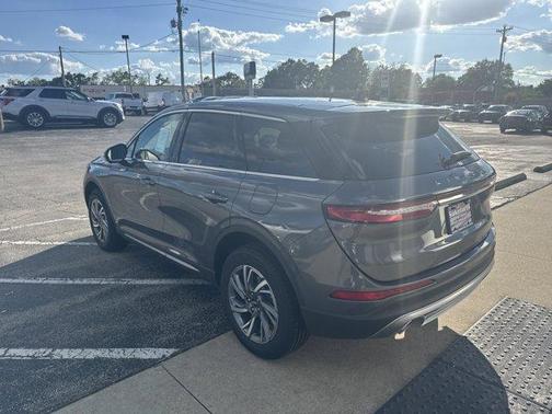 2025 Lincoln Corsair Premiere