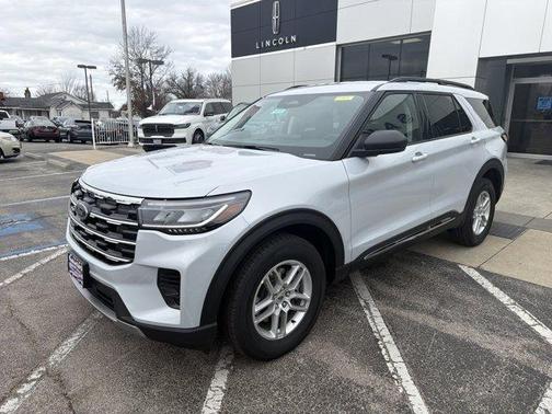 2025 Ford Explorer Active