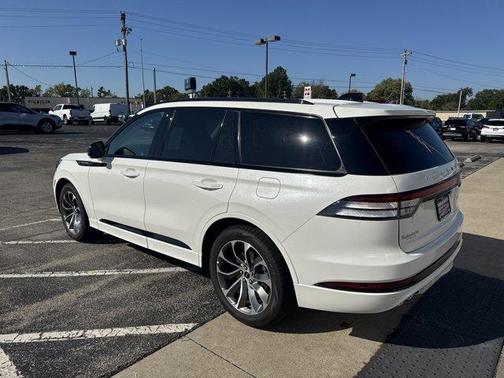 2025 Lincoln Aviator Premiere