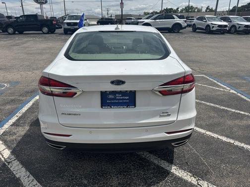 2020 Ford Fusion SE