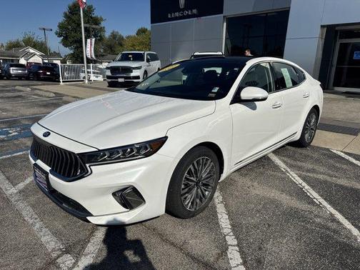 2020 Kia Cadenza Technology