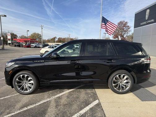 2026 Lincoln Aviator Premiere