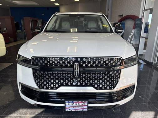 2025 Lincoln Navigator L Reserve