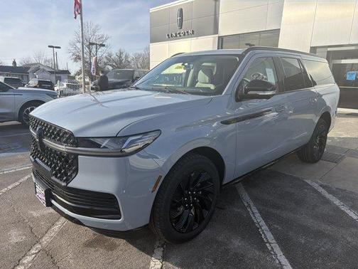 2026 Lincoln Navigator L Reserve