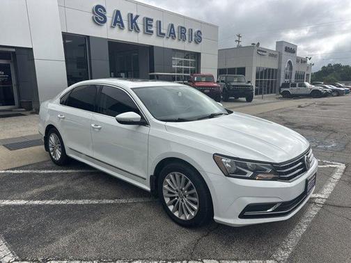 2017 Volkswagen Passat 1.8T SE