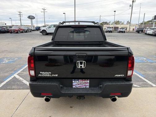 2022 Honda Ridgeline Black Edition