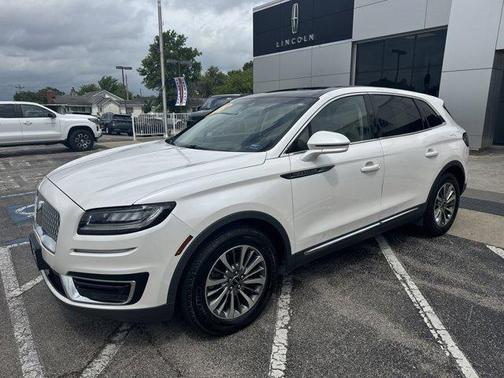 2019 Lincoln Nautilus Select