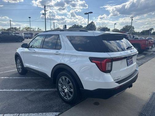 2026 Ford Explorer 