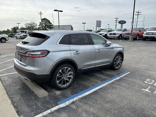 2022 Lincoln Nautilus Reserve