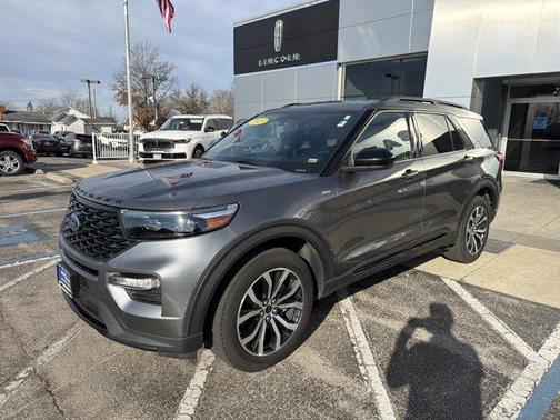 2023 Ford Explorer ST-Line