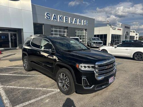 2022 GMC Acadia SLT