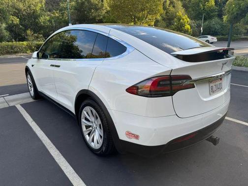 2019 Tesla Model X Long Range