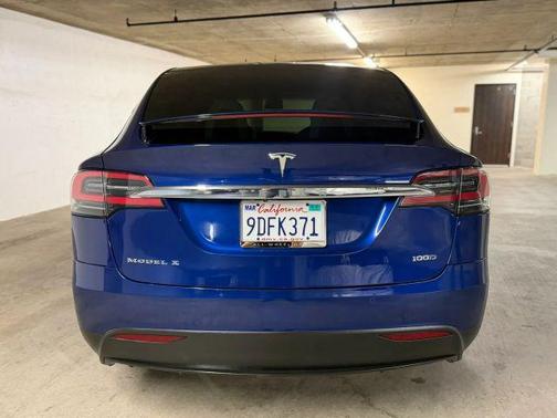 2019 Tesla Model X 100D
