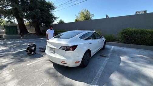 2020 Tesla Model 3 Standard Range