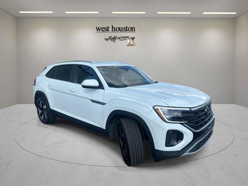 2025 Volkswagen Atlas Cross Sport 2.0T SE w/ Technology