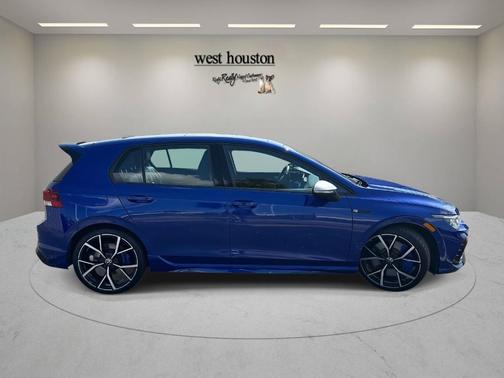 2022 Volkswagen Golf R 2.0T