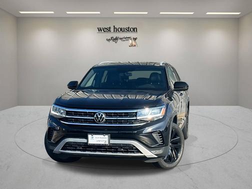 2022 Volkswagen Atlas Cross Sport 3.6 V6 SE w/ Technology