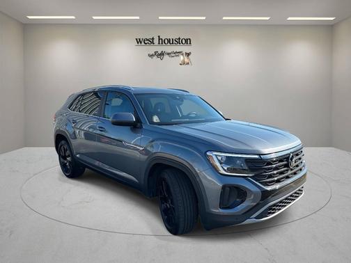 2025 Volkswagen Atlas Cross Sport 2.0T SE w/ Technology