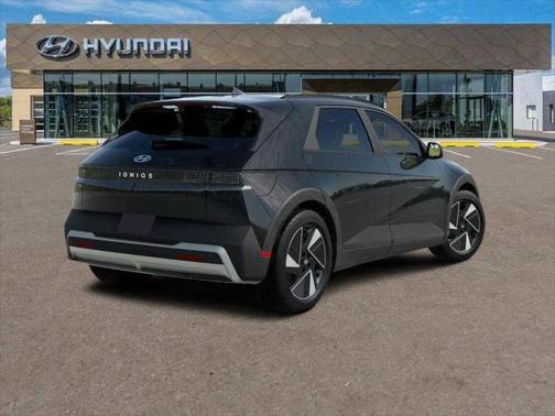 2025 Hyundai IONIQ 5 SEL