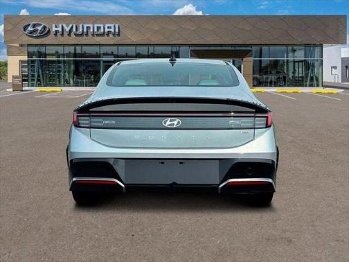 2025 Hyundai SONATA Hybrid SE