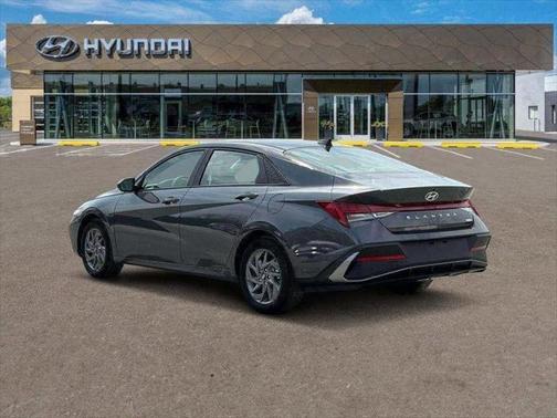 2025 Hyundai ELANTRA HEV Blue
