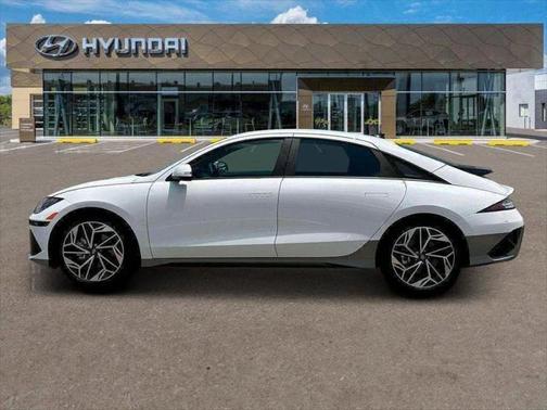2025 Hyundai IONIQ 6 SEL